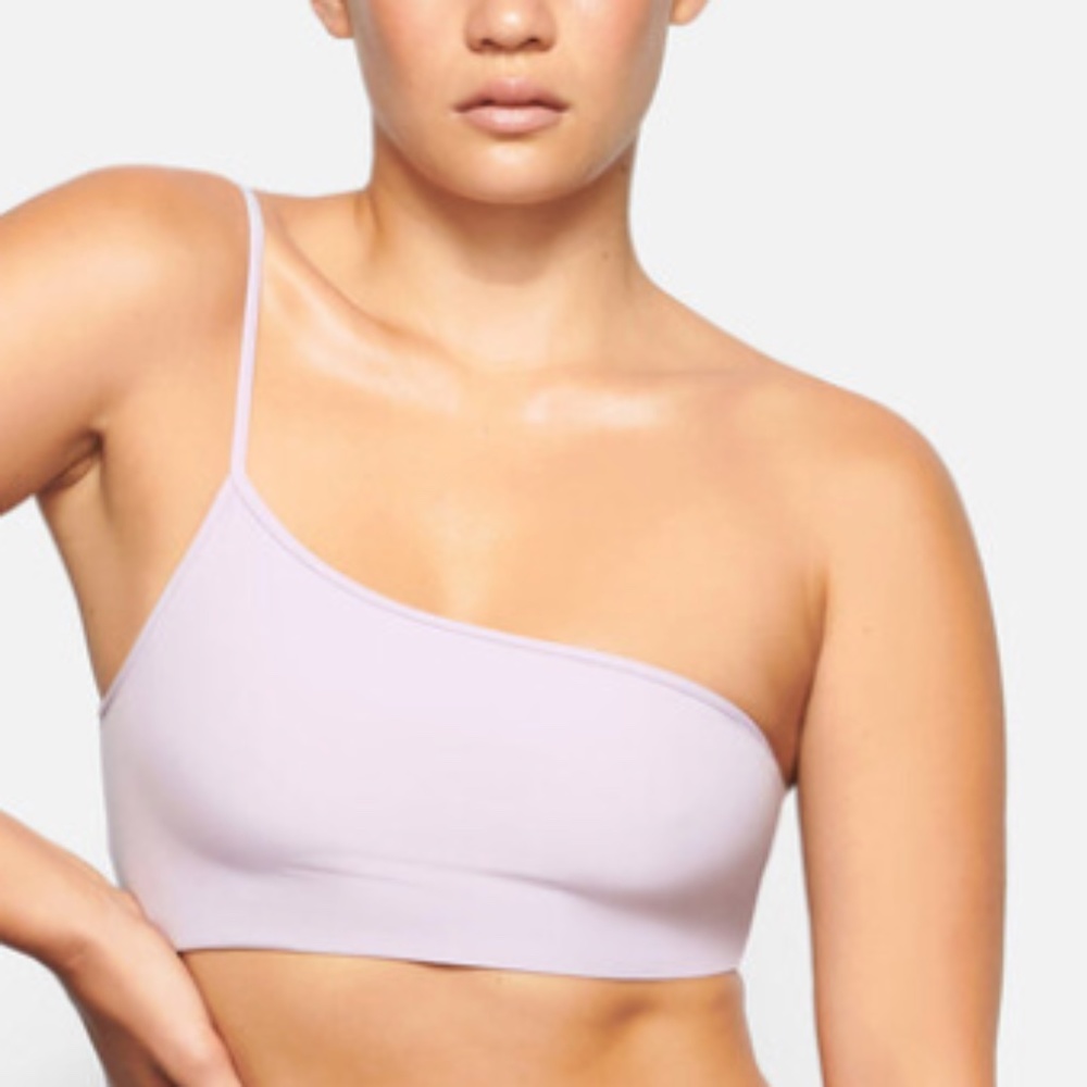 Skims Fits Everybody One-Shoulder Bralette